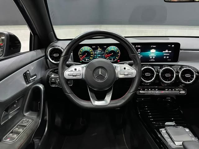 MERCEDES-BENZ A 35 AMG AMG - Imagem 6