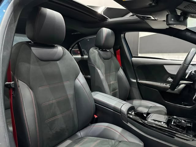 MERCEDES-BENZ A 35 AMG AMG - Imagem 7