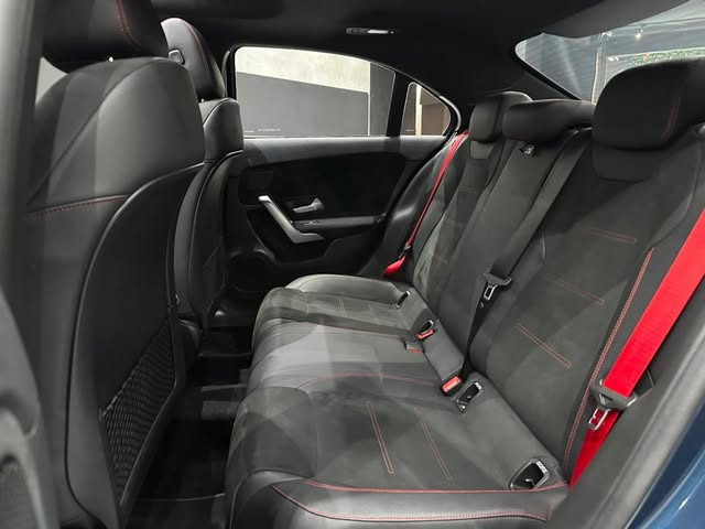 MERCEDES-BENZ A 35 AMG AMG - Imagem 8