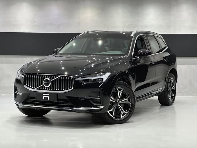VOLVO XC60 T8 RECHARGE INSCRIPTION EXPRESSION - Imagem 3
