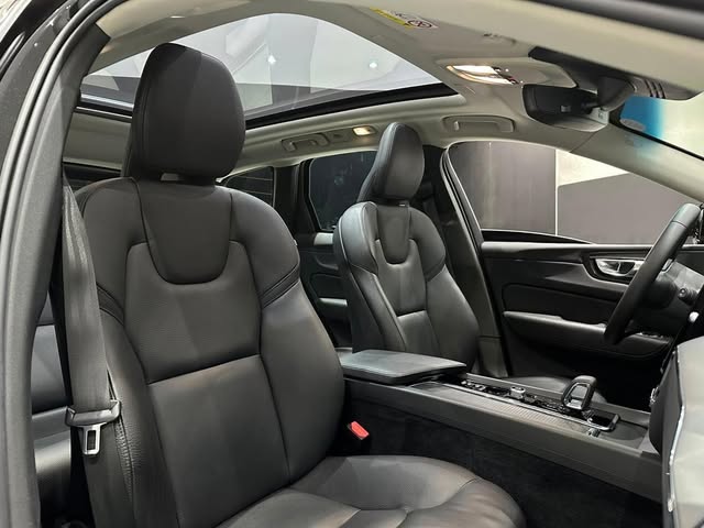 VOLVO XC60 T8 RECHARGE INSCRIPTION EXPRESSION - Imagem 8