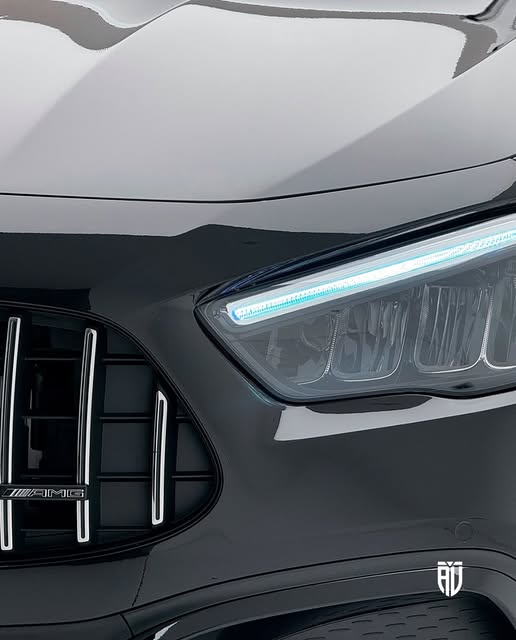 MERCEDES-BENZ GLA 35 AMG - Imagem 5