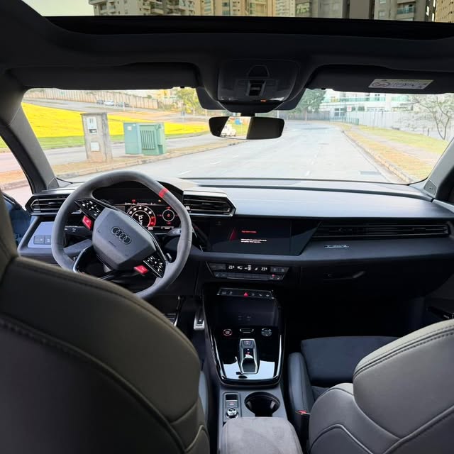 AUDI RS3 - Imagem 4