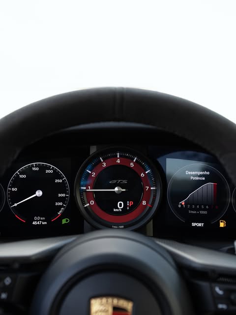 PORSCHE 911 TARGA 4 GTS - Imagem 12