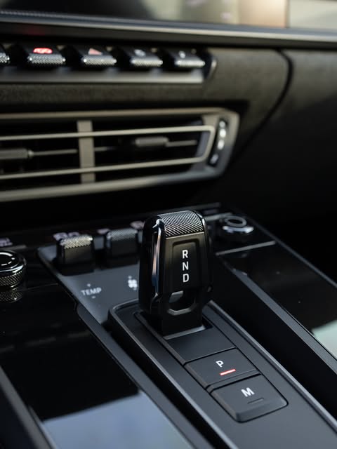 PORSCHE 911 TARGA 4 GTS - Imagem 13