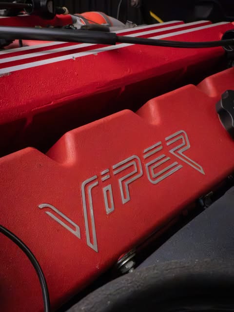 DODGE VIPER RT/10 - Imagem 6