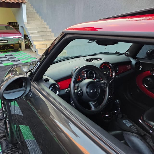 MINI COOPER JOHN COOPER WORKS - Imagem 8