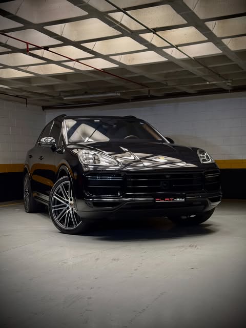 PORSCHE CAYENNE TURBO - Imagem 1