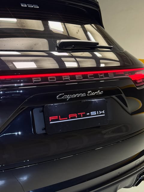 PORSCHE CAYENNE TURBO - Imagem 2