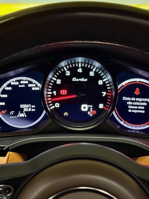 PORSCHE CAYENNE TURBO - Imagem 16