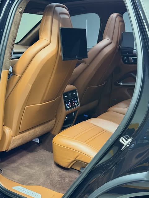 PORSCHE CAYENNE TURBO - Imagem 18