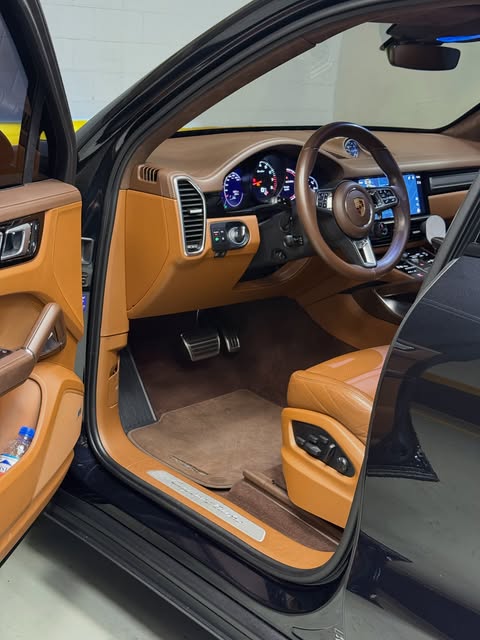 PORSCHE CAYENNE TURBO - Imagem 9