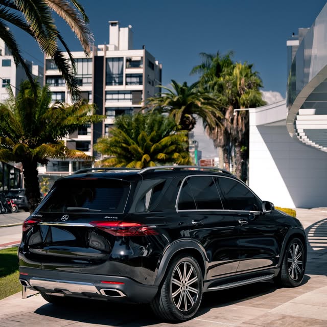 MERCEDES-BENZ GLE 450D - Imagem 13