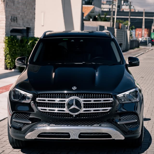MERCEDES-BENZ GLE 450D - Imagem 17