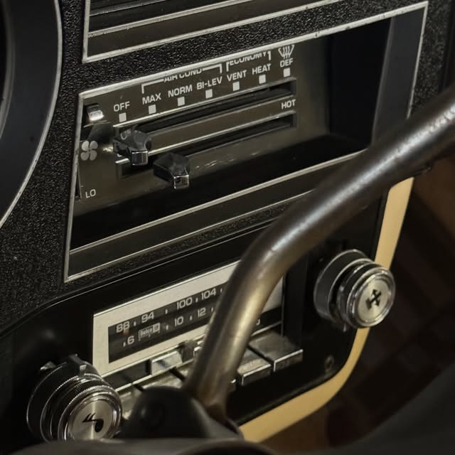 GMC 2500 SIERRA - Imagem 9