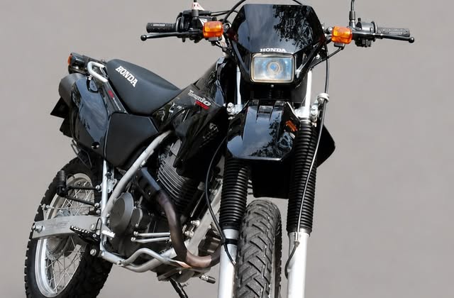 HONDA XR 250 TORNADO - Imagem 4