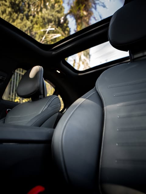 MERCEDES-BENZ C 300 AMG LINE - Imagem 12