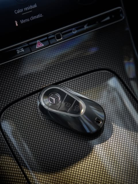 MERCEDES-BENZ C 300 AMG LINE - Imagem 14