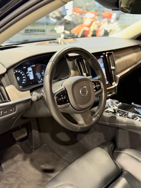 VOLVO S90 T-8 INSCRIPT - Imagem 8