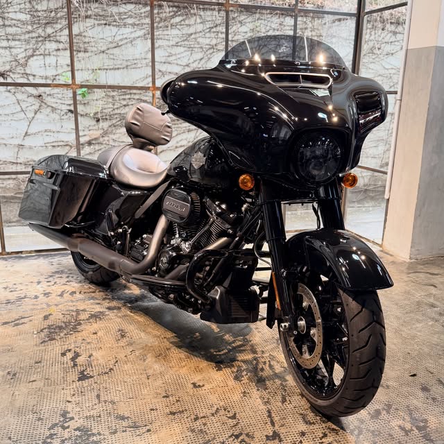 HARLEY-DAVIDSON STREET GLIDE SPECIAL - Imagem 1