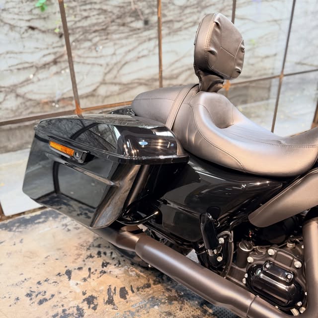 HARLEY-DAVIDSON STREET GLIDE SPECIAL - Imagem 5