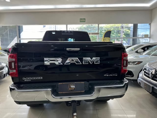 RAM 3500 LARAMIE - Imagem 4