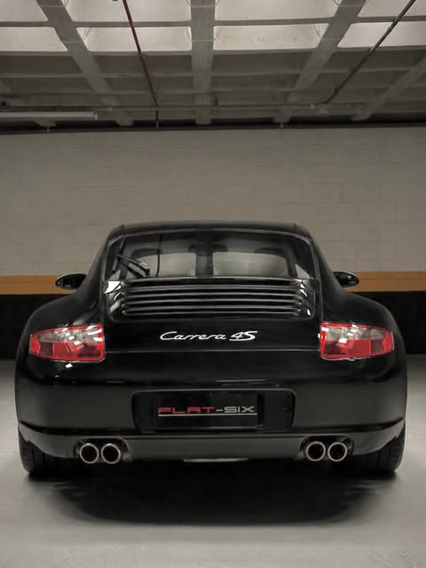 PORSCHE 911 CARRERA 4S - Imagem 5