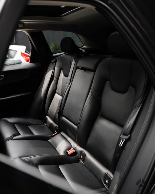 VOLVO XC60 INSCRIPTION - Imagem 8