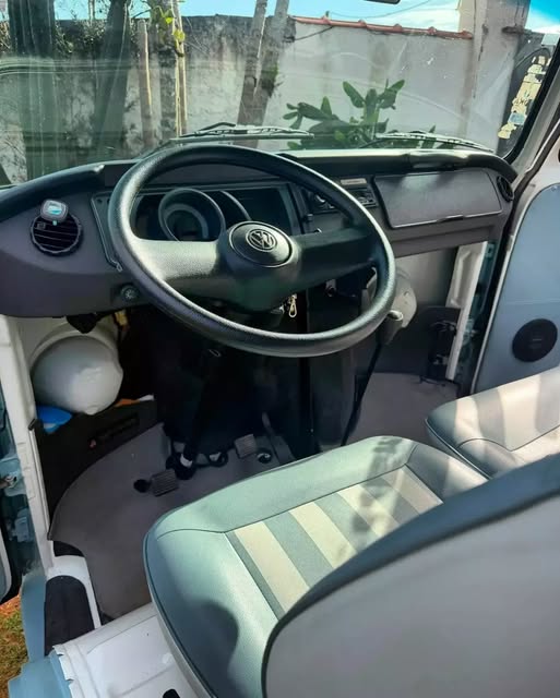 VOLKSWAGEN KOMBI LAST EDITION - Imagem 4