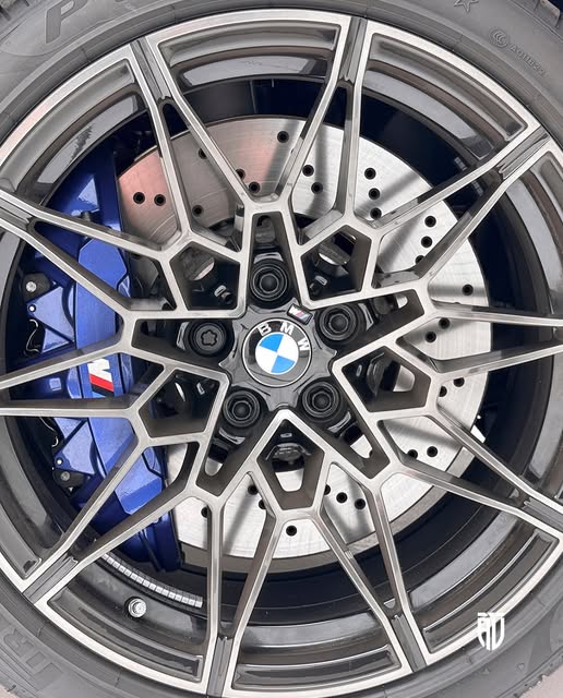 BMW M4 COMPETITION - Imagem 7