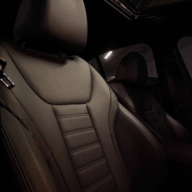 BMW 320I M SPORT - Imagem 7