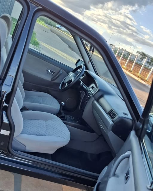 VOLKSWAGEN SANTANA COMFORTLINE - Imagem 7