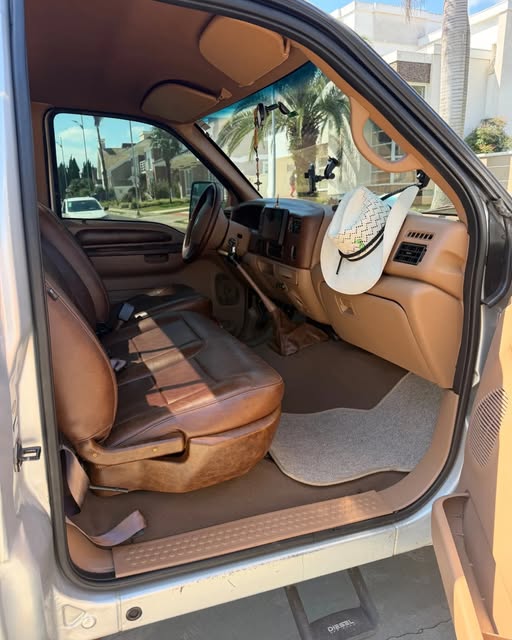FORD F-250 XLT - Imagem 6