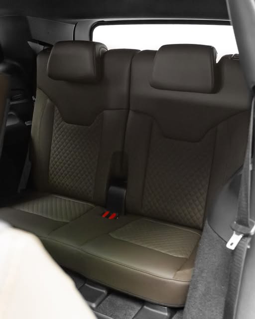 JEEP COMMANDER OVERLAND - Imagem 6