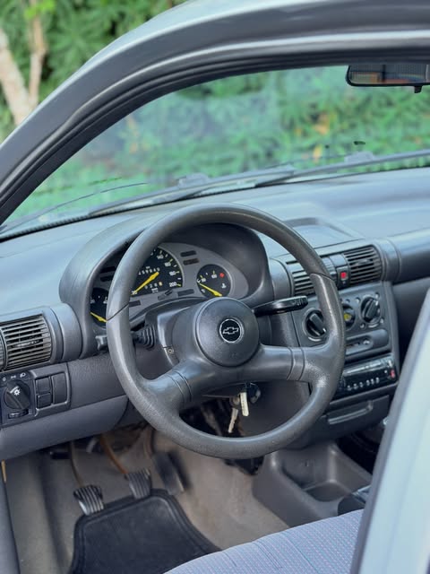 CHEVROLET CORSA - Imagem 14