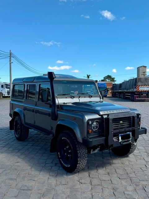 LAND ROVER DEFENDER 110S - Imagem 2