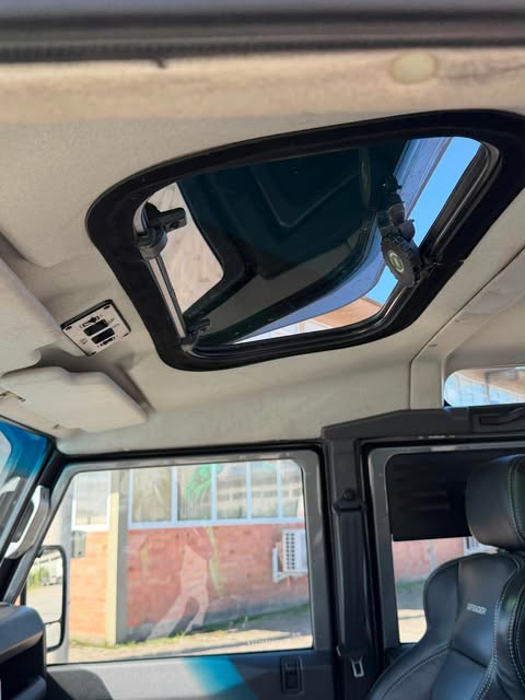 LAND ROVER DEFENDER 110S - Imagem 13