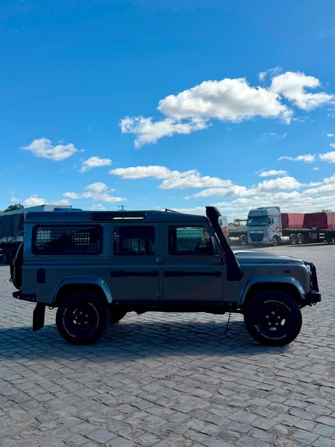 LAND ROVER DEFENDER 110S - Imagem 15