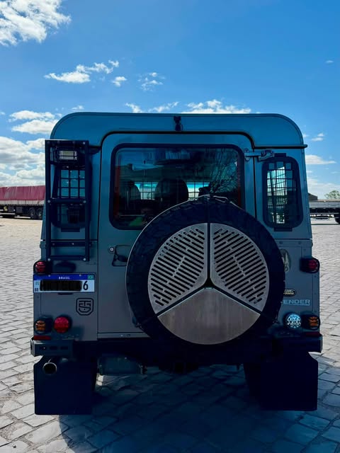 LAND ROVER DEFENDER 110S - Imagem 9