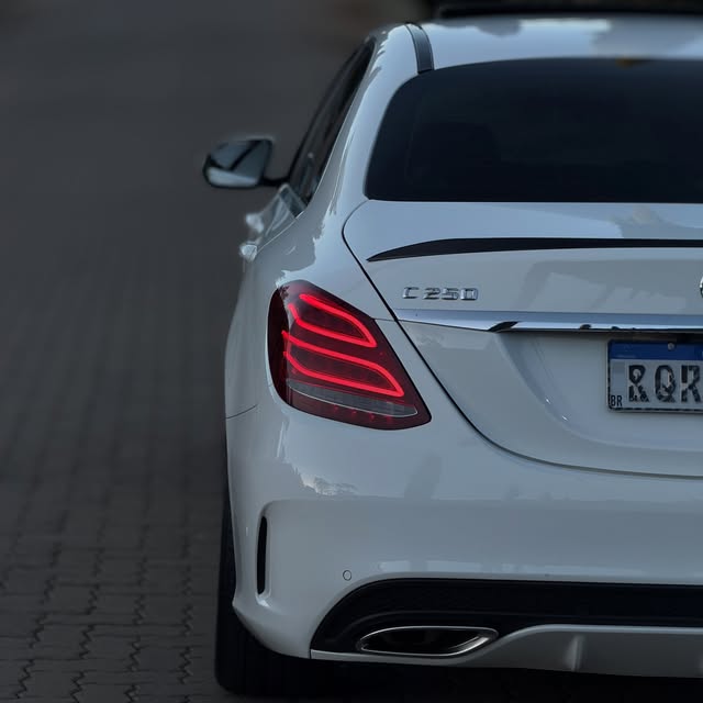 MERCEDES-BENZ C 250 SPORT - Imagem 19