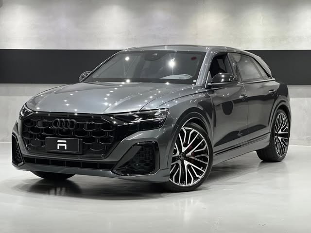 AUDI Q8 3.0 TFSI PERFORMANCE BLACK QUATTRO TIPTRONIC - Imagem 3