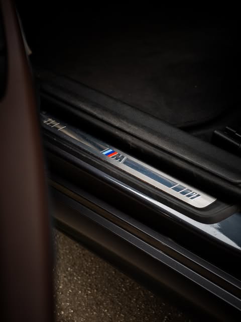 BMW 320I M SPORT - Imagem 13