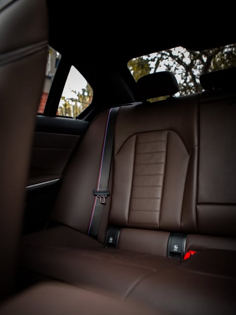 BMW 320I M SPORT - Imagem 16