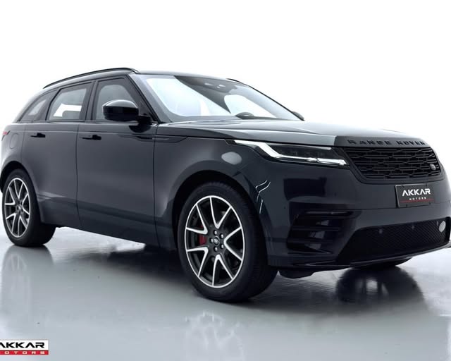LAND ROVER RANGE ROVER VELAR R-DYNAMIC HSE P400E - Imagem 7