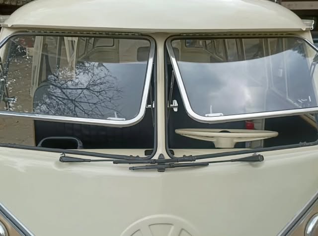 VOLKSWAGEN KOMBI - Imagem 5