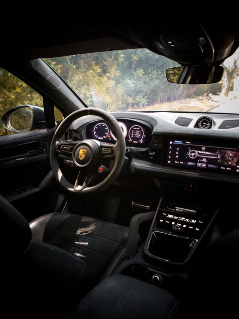PORSCHE CAYENNE TURBO GT - Imagem 11