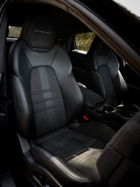 PORSCHE CAYENNE TURBO GT - Imagem 12
