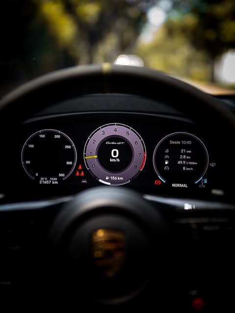 PORSCHE CAYENNE TURBO GT - Imagem 13