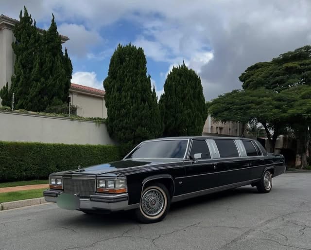 CADILLAC DEVILLE - Imagem 1