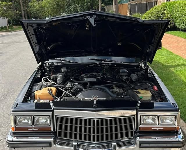 CADILLAC DEVILLE - Imagem 5